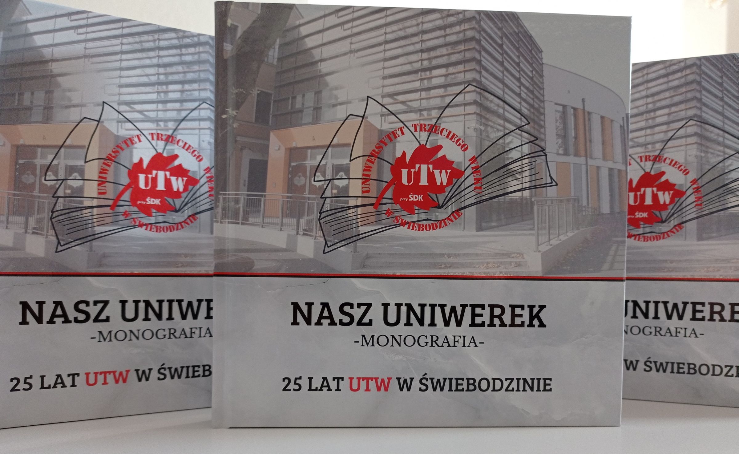 25 lat utw w świebodzinie książka